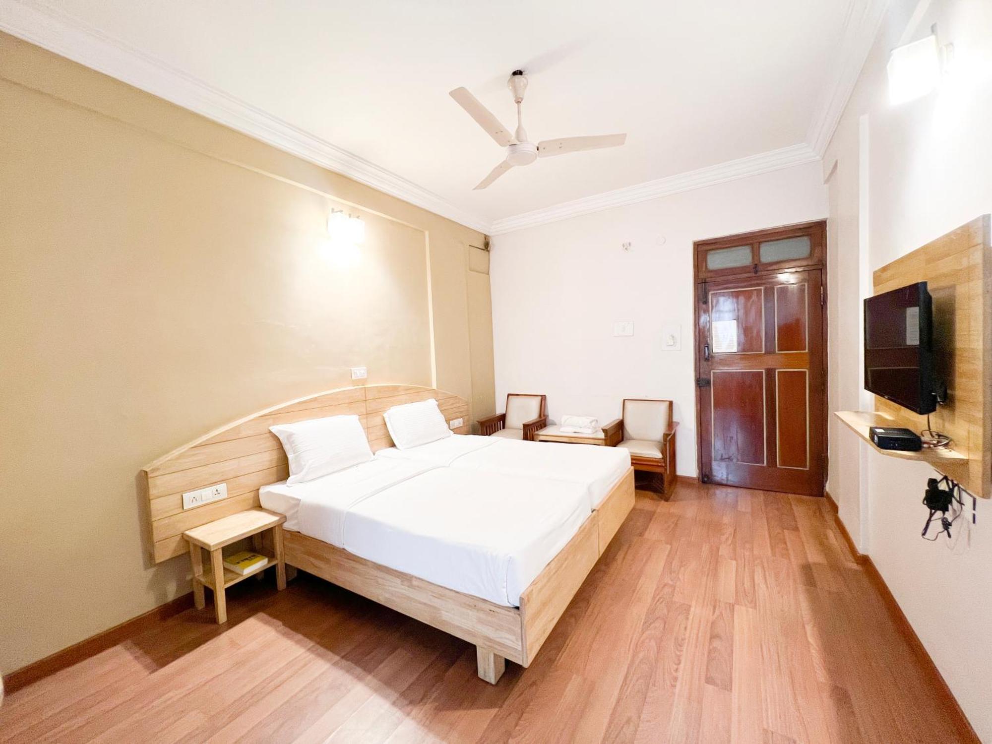 Hotel Vellara Bangalore Eksteriør billede