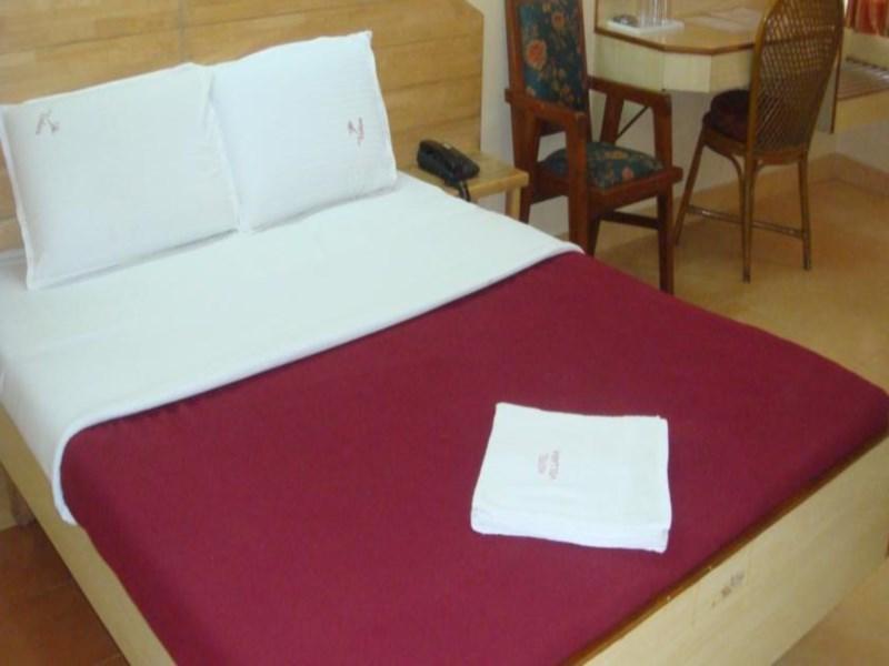 Hotel Vellara Bangalore Eksteriør billede